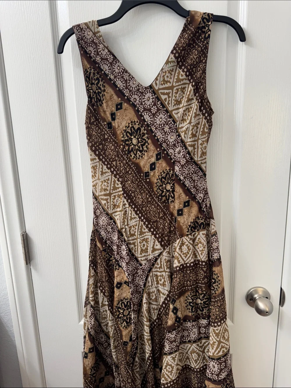 V-Neck Sleeveless Midi Dress in Brown and Cream Patchwork - Picture 6 of 7